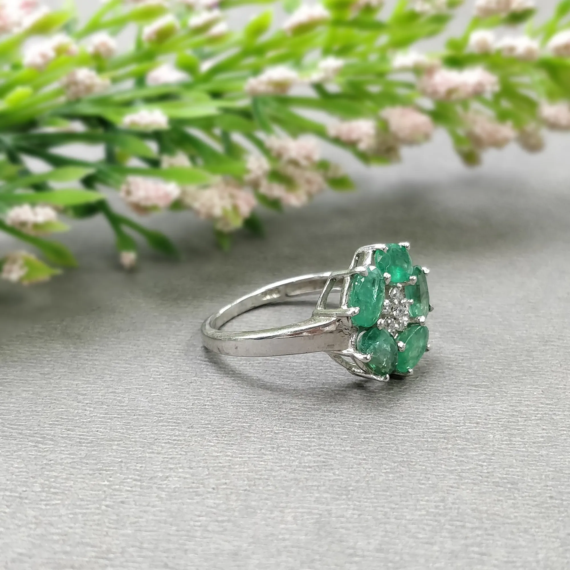 925 Sterling Silver RING : Natural EMERALD Gemstone With CZ Round Normal Cut Prong Set Fine Statement Unisex Ring 7.50US