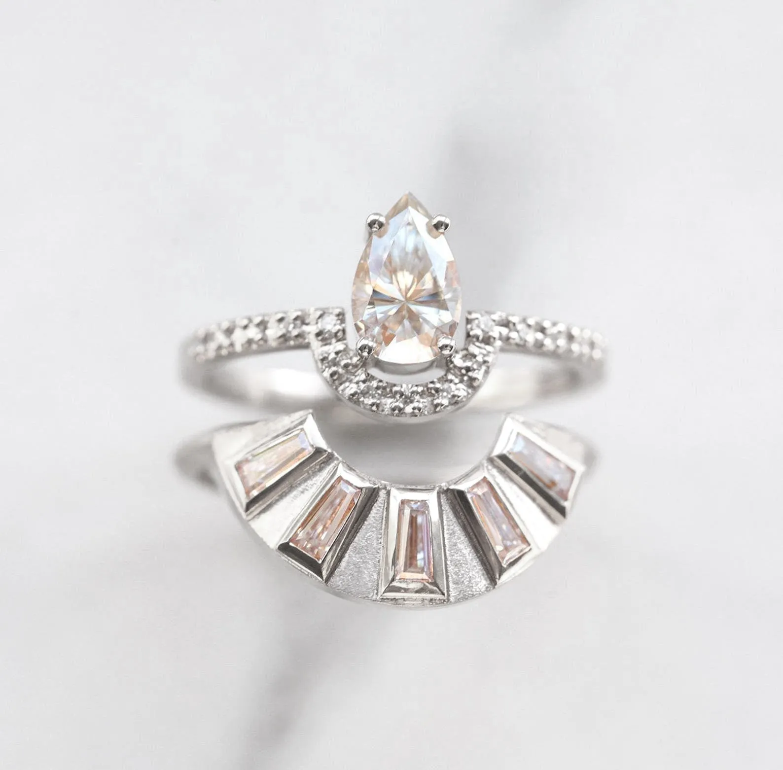 Art Deco Ring With Baguette Diamonds For Nesting