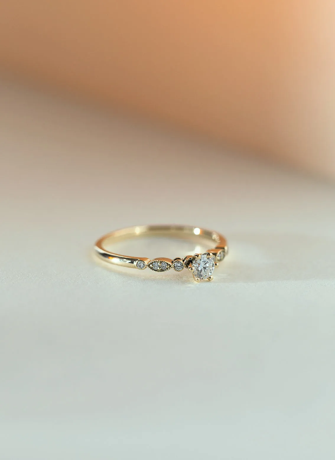 Lulu diamond ring 14k gold