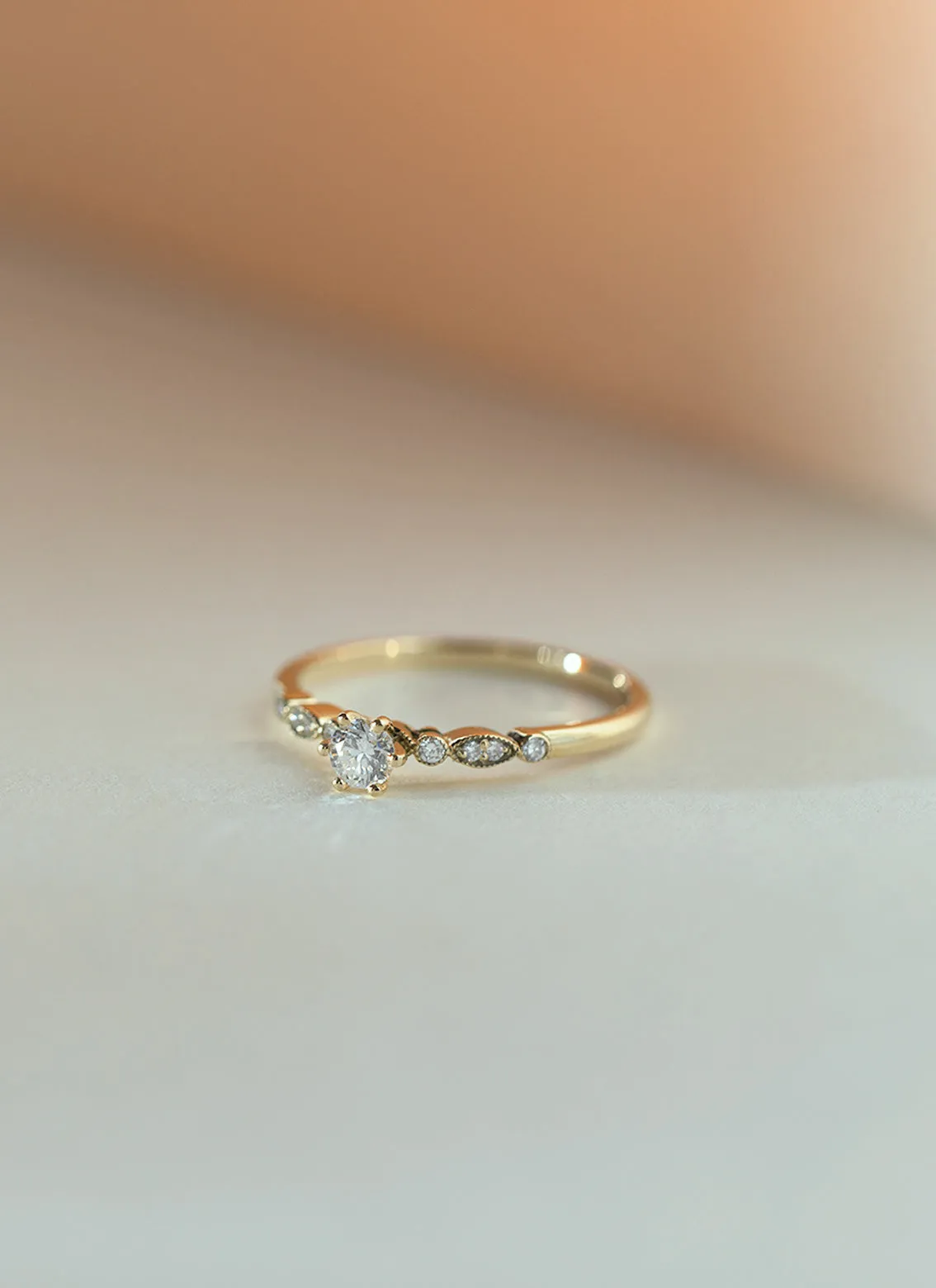 Lulu diamond ring 14k gold