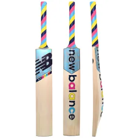 New Balance WC1500 Cricket Bat